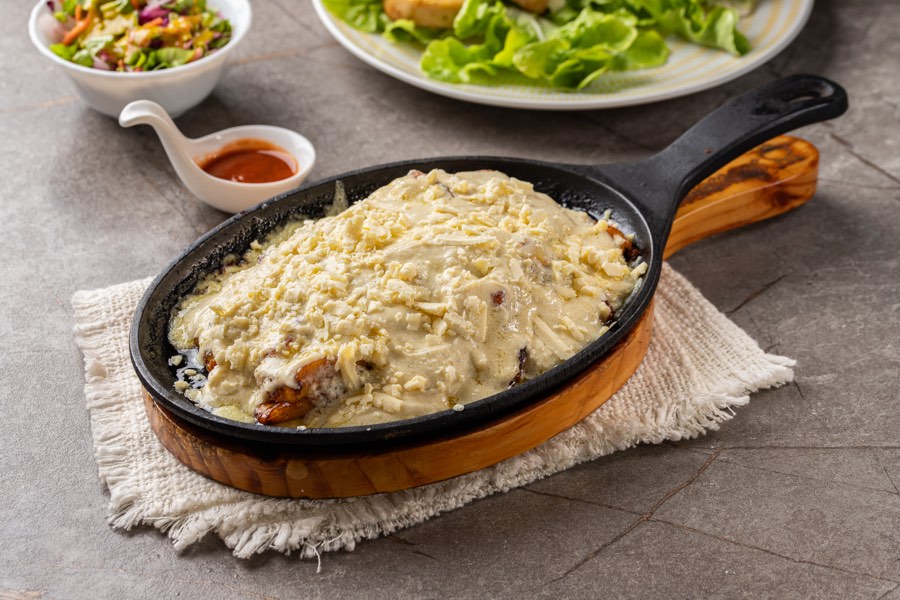 Gratinado de queso de la casa